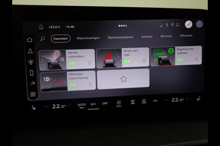Audi Q3 Advanced edition e-hybrid 272 pk | Techniekpakket plus | S line interieur sportstoelen | Laadconcept compact | Privacy glas |