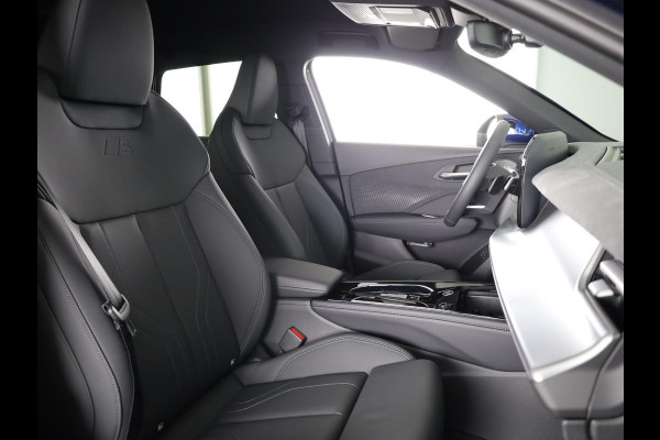 Audi Q3 Advanced edition e-hybrid 272 pk | Techniekpakket plus | S line interieur sportstoelen | Laadconcept compact | Privacy glas |