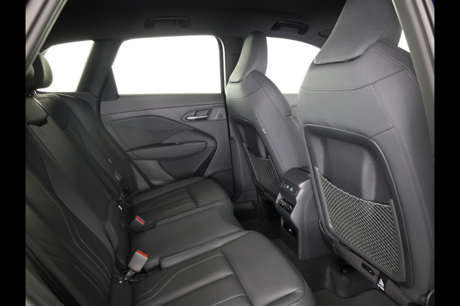 Audi Q3 Advanced edition e-hybrid 272 pk | Techniekpakket plus | S line interieur sportstoelen | Laadconcept compact | Privacy glas |
