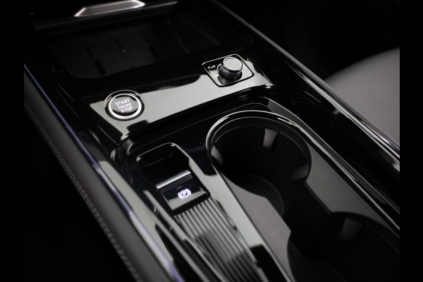 Audi Q3 Advanced edition e-hybrid 272 pk | Techniekpakket plus | S line interieur sportstoelen | Laadconcept compact | Privacy glas |