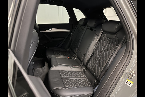 Audi Q5 55 367pk S-Line | Luchtvering | #RS Leder | 96% SOH | Camera | Virtual | Keyless | Trekhaak 1750kg | Quantum Grijs | 3-Zone Clima. | Mw.Pr; 87848,=.