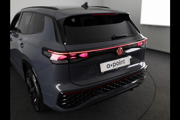 Volkswagen Tayron R-Line Edition 1.5 eHybrid 200 kW / 272 PK SUV 6 v Panoramadak | Trekhaak | 360 camera
