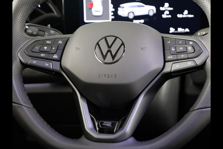 Volkswagen Tayron R-Line Edition 1.5 eHybrid 200 kW / 272 PK SUV 6 v Panoramadak | Trekhaak | 360 camera