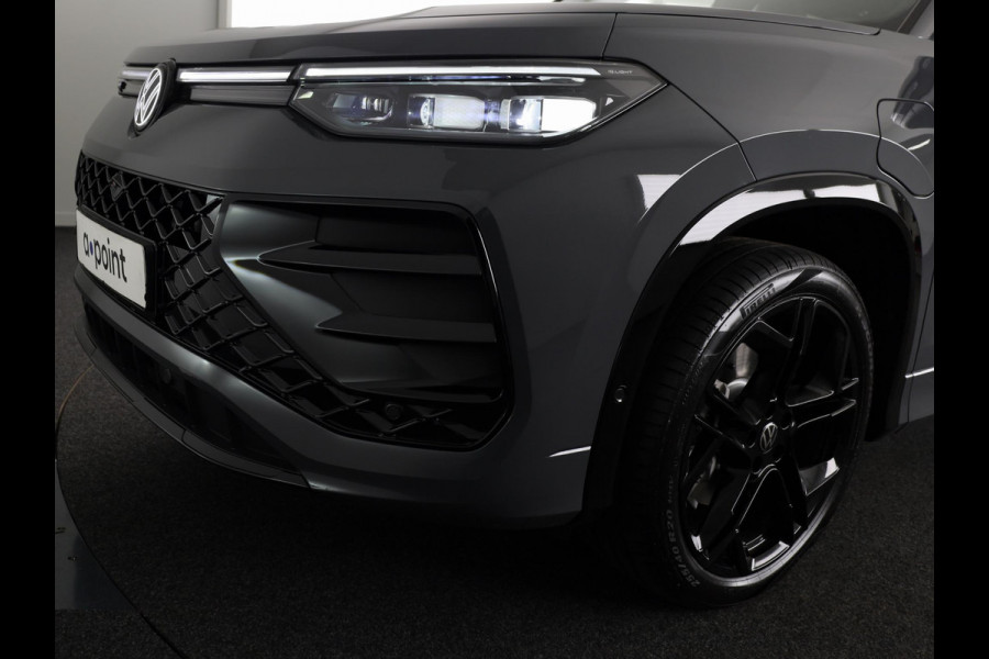 Volkswagen Tayron R-Line Edition 1.5 eHybrid 200 kW / 272 PK SUV 6 v Panoramadak | Trekhaak | 360 camera