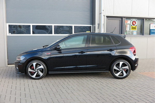 Volkswagen Polo 2.0 TSI GTI 147kw 200PK DSG Led, Virtual cockpit , Stoelverwarming , Navi , Carplay, PDC, Schakelflippers , Camera ,Adaptive cruise  , etc. (Recent onderhouden , historie volledig bekend)