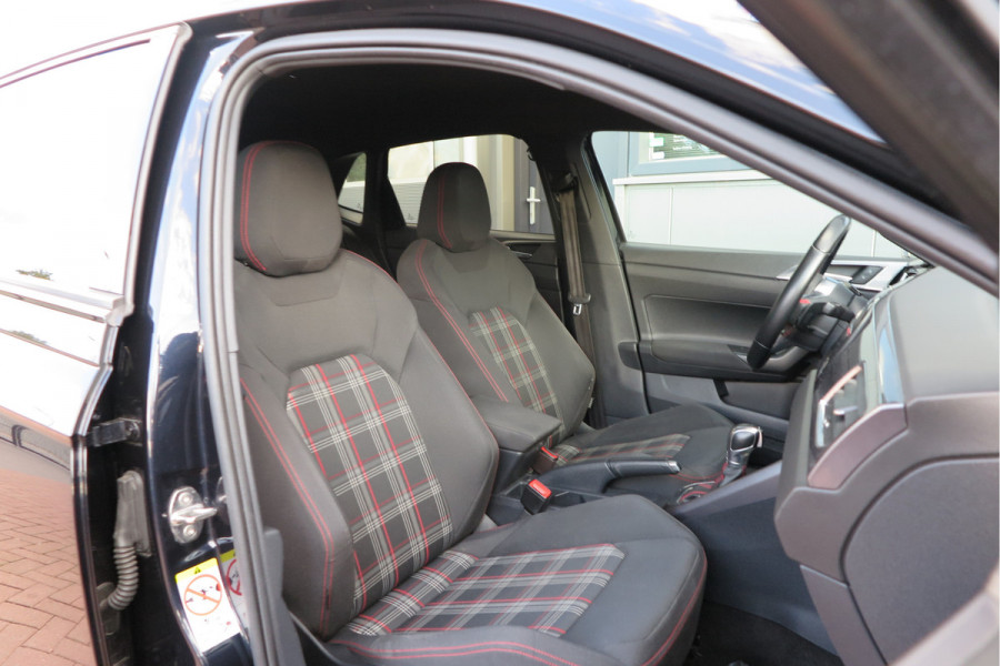 Volkswagen Polo 2.0 TSI GTI 147kw 200PK DSG Led, Virtual cockpit , Stoelverwarming , Navi , Carplay, PDC, Schakelflippers , Camera ,Adaptive cruise  , etc. (Recent onderhouden , historie volledig bekend)