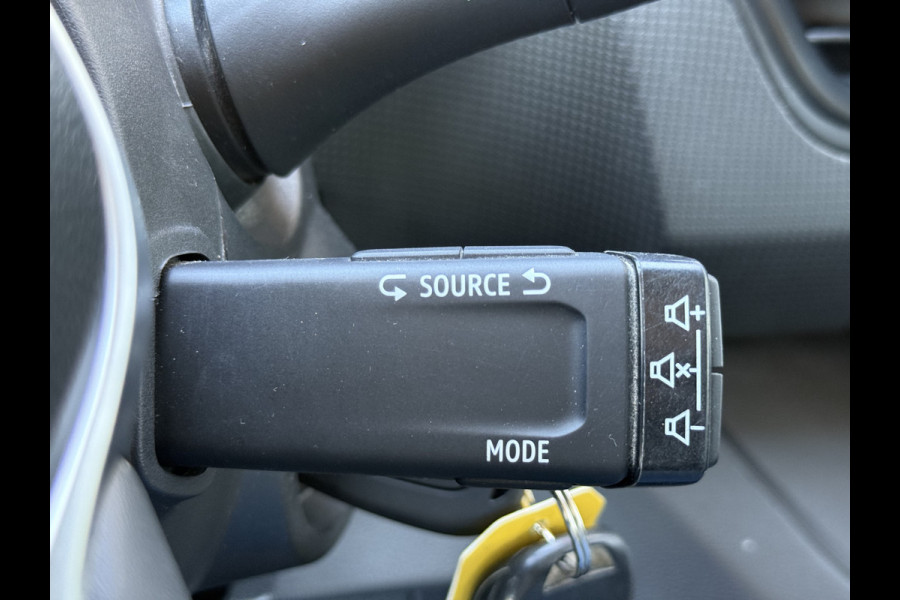 Renault Trafic 2.0 dCi 130 T29 L2H1 DC 6 Pers. Work Edition | Navi | Carplay | PDC | LED