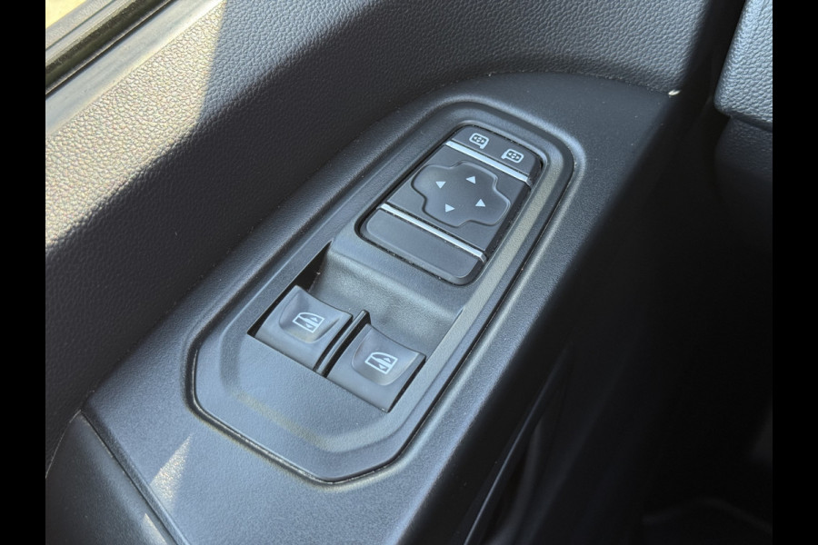Renault Trafic 2.0 dCi 130 T29 L2H1 DC 6 Pers. Work Edition | Navi | Carplay | PDC | LED