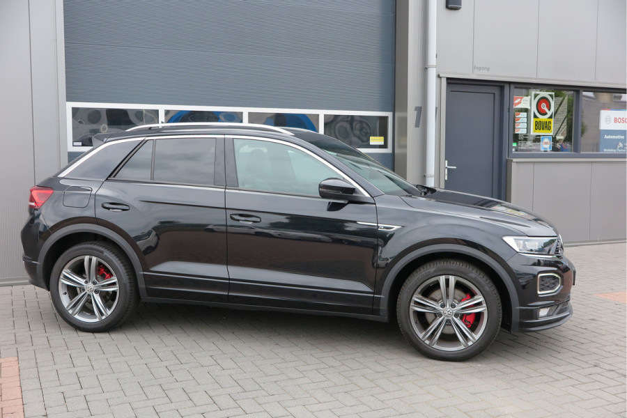Volkswagen T-Roc 1.5 TSI 150pk DSG Sport Business R-Line , Pano , Virtual , Xenon, Leder, Navi , Carplay , LMV, PDC, Camera etc. etc