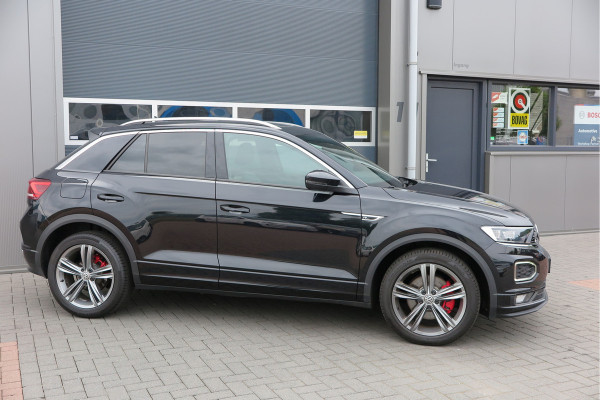 Volkswagen T-Roc 1.5 TSI 150pk DSG Sport Business R-Line , Pano , Virtual , Xenon, Leder, Navi , Carplay , LMV, PDC, Camera etc. etc