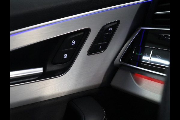 Audi Q7 60 TFSI e quattro Competition [SCHUIFKANTELDAK, RS ZETELS, APPLE CARPLAY, TREKHAAK, MEMORY SEATS, STOELVERWARMING V+A, DIGITAL DASH, HEAD-UP, BOSE, STOELVENTILATIE, MASSAGE, HD MATRIX LED, 360 CAMERA, ELEKTRISCHE ACHTERKL