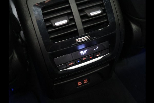 BMW X3 xDrive30e High Executive [SCHUIFKANTELDAK, APPLE CARPLAY, ANDROID, STOELVERWARMING, VOL LEDER, ELEKTRISCHE ACHTERKLEP, PDC V+A, CRUISE CONTROL, GROOT NAVIGATIE, 3-ZONE CLIMATE, DIGITAL DASH, NIEUWSTAAT]