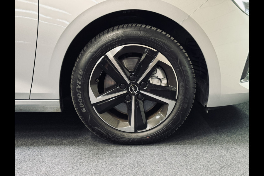 Opel Astra Sports Tourer 1.2 130PK GS Line Ultimate | Panorama | ACC | HUD | Matrix