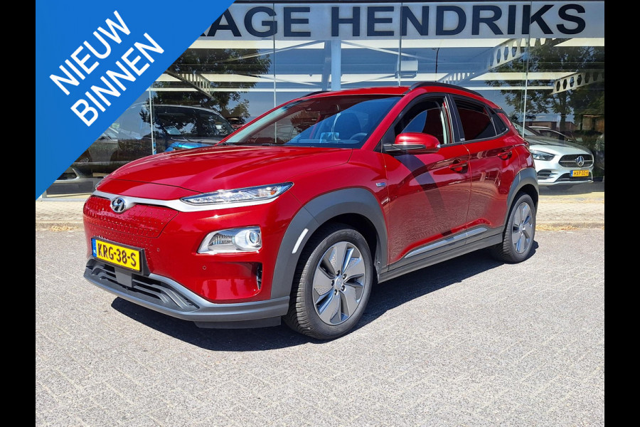 Hyundai Kona EV Fashion 64 kWh | SOH: 95,1% | 3 Fase | Warmtepomp | LED | Blindspot | Stoelverwarming | All Season | HUD |