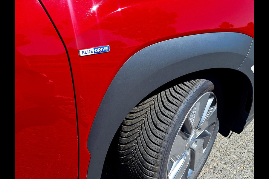 Hyundai Kona EV Fashion 64 kWh | SOH: 95,1% | 3 Fase | Warmtepomp | LED | Blindspot | Stoelverwarming | All Season | HUD |