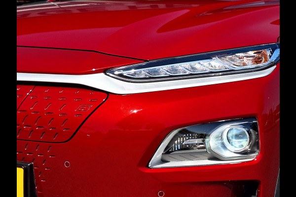 Hyundai Kona EV Fashion 64 kWh | SOH: 95,1% | 3 Fase | Warmtepomp | LED | Blindspot | Stoelverwarming | All Season | HUD |