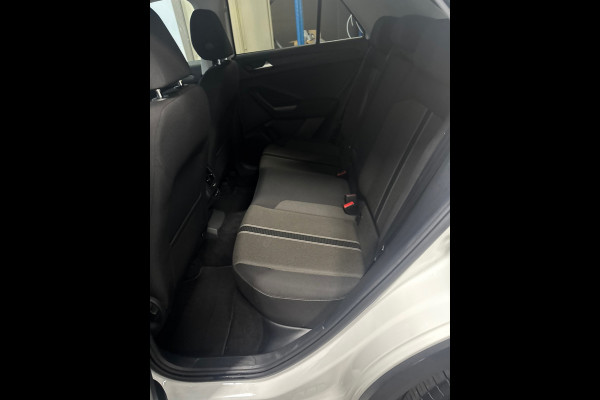 Volkswagen T-Roc 1.0 TSI Style Navi | Clima | Cruise | PDC