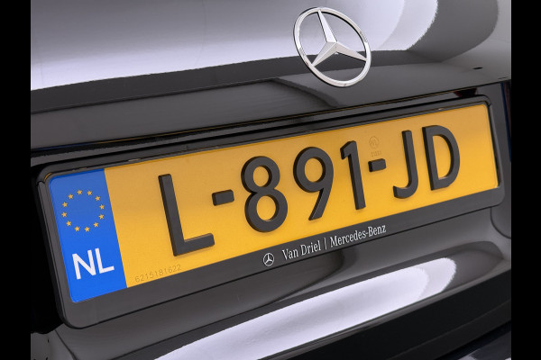 Mercedes-Benz A-Klasse 180 AMG line | Night Sfeer