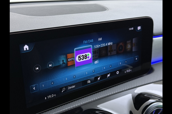 Mercedes-Benz A-Klasse 180 AMG line | Night Sfeer