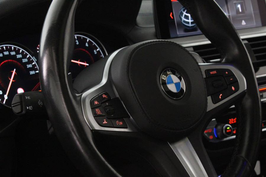 BMW X4 M40i High Executive 354pk > Pano.scuif/360°/H&K/Driving Assistant Plus