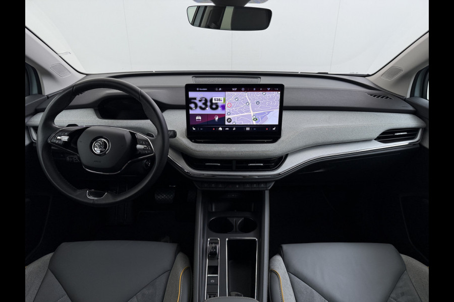 Škoda ENYAQ iV 80 Trekhaak Adap.Cruise SOH 96% Camera Stoel+AchterbankStuurverwarming 3-Zone Ecc Navi Apple Carplay Android Auto P-Assist Privacy Glas Pdc Bluetooth Assistentie Pakket Climate Pakket Comfort Pakket 1.000KG Trekgewicht 1e Eigenaar Dealeronderhouden