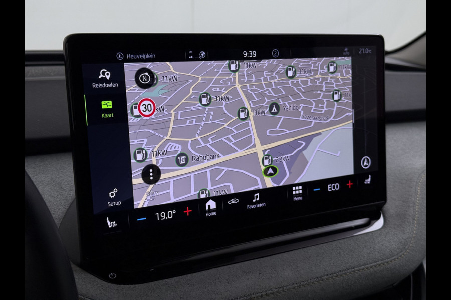 Škoda ENYAQ iV 80 Trekhaak Adap.Cruise SOH 96% Camera Stoel+AchterbankStuurverwarming 3-Zone Ecc Navi Apple Carplay Android Auto P-Assist Privacy Glas Pdc Bluetooth Assistentie Pakket Climate Pakket Comfort Pakket 1.000KG Trekgewicht 1e Eigenaar Dealeronderhouden