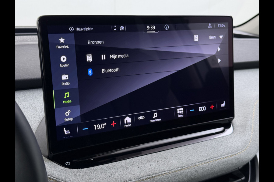 Škoda ENYAQ iV 80 Trekhaak Adap.Cruise SOH 96% Camera Stoel+AchterbankStuurverwarming 3-Zone Ecc Navi Apple Carplay Android Auto P-Assist Privacy Glas Pdc Bluetooth Assistentie Pakket Climate Pakket Comfort Pakket 1.000KG Trekgewicht 1e Eigenaar Dealeronderhouden