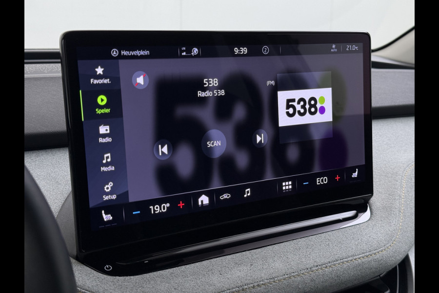 Škoda ENYAQ iV 80 Trekhaak Adap.Cruise SOH 96% Camera Stoel+AchterbankStuurverwarming 3-Zone Ecc Navi Apple Carplay Android Auto P-Assist Privacy Glas Pdc Bluetooth Assistentie Pakket Climate Pakket Comfort Pakket 1.000KG Trekgewicht 1e Eigenaar Dealeronderhouden