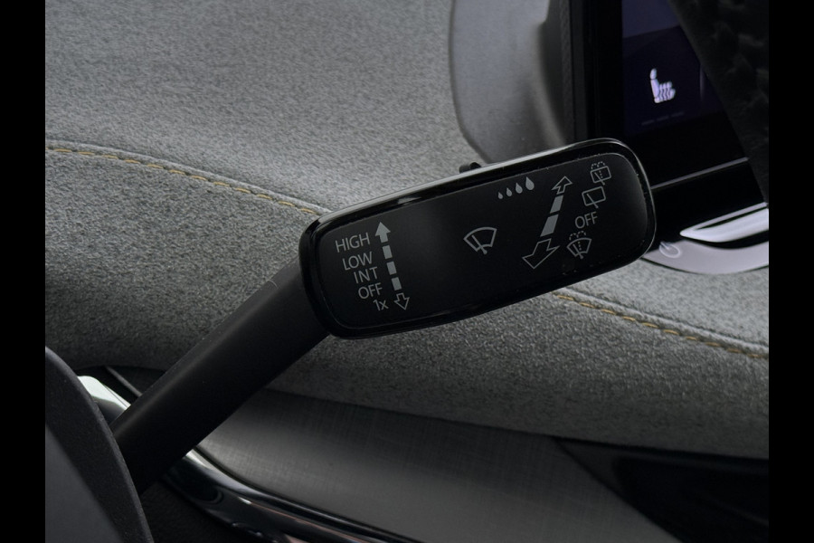 Škoda ENYAQ iV 80 Trekhaak Adap.Cruise SOH 96% Camera Stoel+AchterbankStuurverwarming 3-Zone Ecc Navi Apple Carplay Android Auto P-Assist Privacy Glas Pdc Bluetooth Assistentie Pakket Climate Pakket Comfort Pakket 1.000KG Trekgewicht 1e Eigenaar Dealeronderhouden