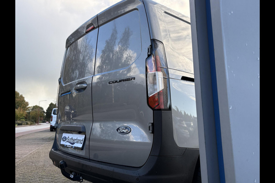 Ford E-Transit Courier Limited 46 kWh | 136pk | Adaptive cruise control | Navigatie | Laadvloerbescherming | Trekhaak | LED Laadruimteverlichting