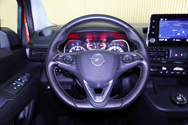 Opel Combo 1.2 Turbo Innovation XL 7pers AUTOM NAVI Carplay TREKH 360 Cam L2H1 '21