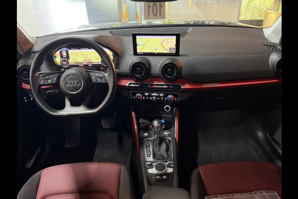 Audi Q2 2.0 TFSI Quattro Sport|Black on Black|Carplay|Groot Navi|B&O|Pano|Virtual Cockpit|Dodehoek|Afn. Trekhaak|Keyless|Rijklaar