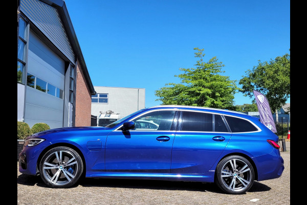 BMW 3 Serie Touring 330e M-sport ACC/HUD/Laser/Trekhaak/HiFi (BTW)
