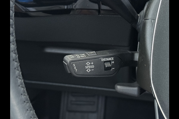 Audi e-tron 50 Quattro Panoramadak Adap.Cruise Leder Trekhaak Camera Apple Carplay Android Auto Lmv 21" Elek.Stoelen+Memory SOH 89% Navi Ecc Stoelverwarming Elek.Achterklep Pdc Led DAB Bluetooth Isofix Virtual Cockpit 1.800KG Trekgewicht Origineel Nederlandse Auto