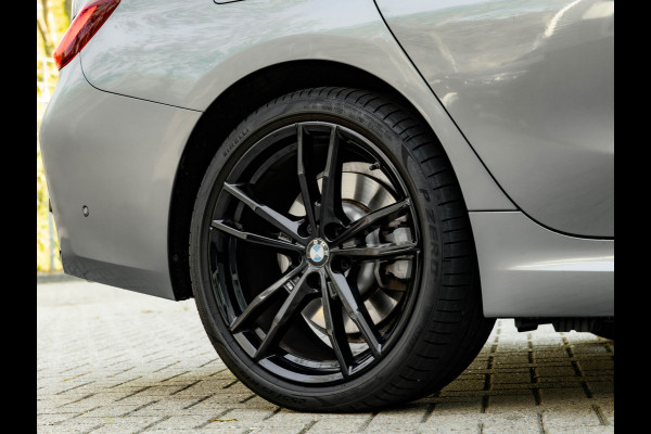 BMW 3 Serie Touring 330e M-Sport - Trekhaak - ACC - Hifi - Stuurwielverwarming