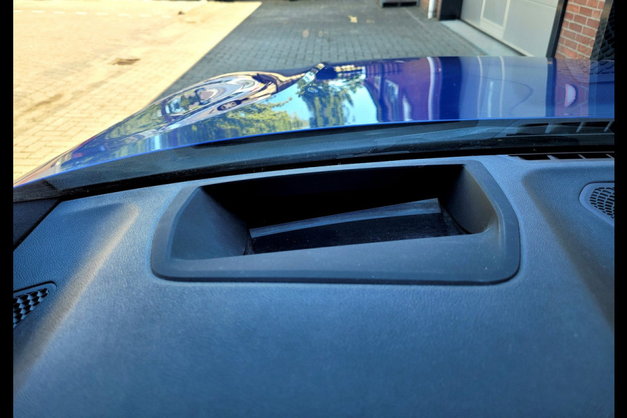 BMW 3 Serie Touring 330e M-sport ACC/HUD/Laser/Trekhaak/HiFi (BTW)