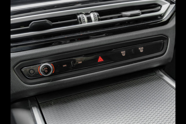 BMW 3 Serie Touring 330e M-Sport - Trekhaak - ACC - Hifi - Stuurwielverwarming
