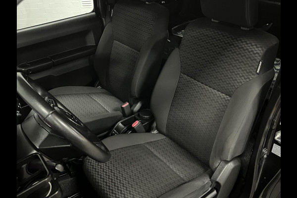 Suzuki Jimny 1.5 Stijl *4 persoons* Cruise control | Stoelverwarming | Achteruitrij camera | Airco | Carplay | Navigatie