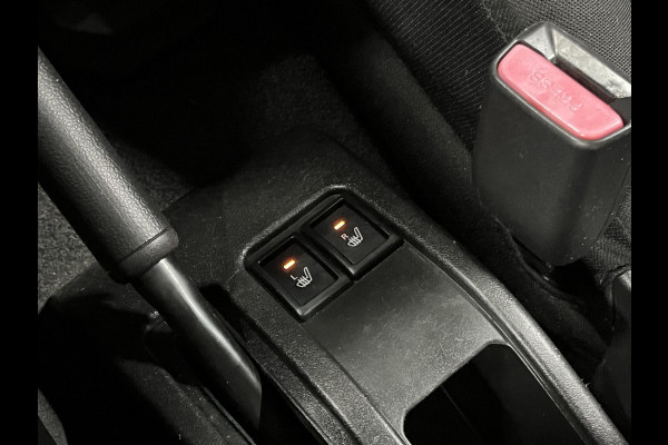 Suzuki Jimny 1.5 Stijl *4 persoons* Cruise control | Stoelverwarming | Achteruitrij camera | Airco | Carplay | Navigatie