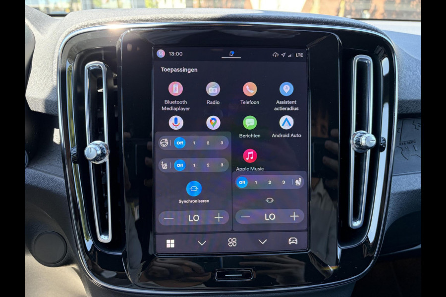 Volvo XC40 Plus Recharge Pure Electric 2WD SOH 96% |  ELECTRISCHE ACHTERKLEP | APPLE CARPLAY | STUUR/STOEL VERWARMING | ACCUGARANTIE 8 JAAR/160.000KM