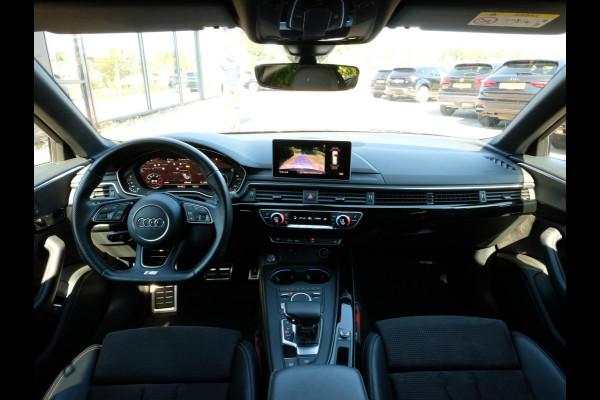 Audi A4 Avant 40 TFSI Sport S line black edition 190 PK | Zwart optiek | Stoelverwarming | Camera | Virtual Cockpit | Elek. klep | Dodehoek | 19 Inch Audi Sport velgen | Navigatie
