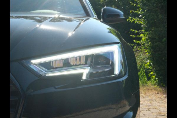 Audi A4 Avant 40 TFSI Sport S line black edition 190 PK | Zwart optiek | Stoelverwarming | Camera | Virtual Cockpit | Elek. klep | Dodehoek | 19 Inch Audi Sport velgen | Navigatie
