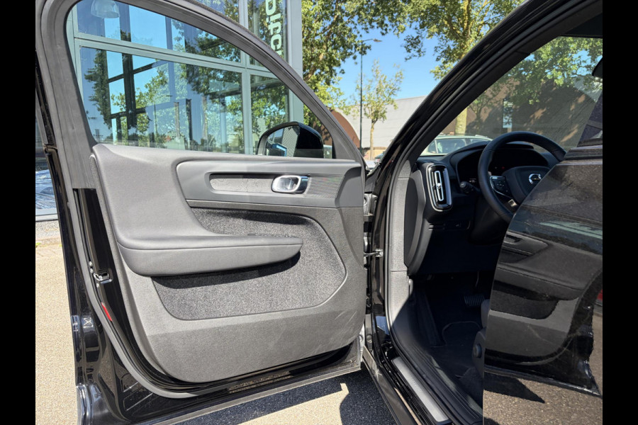 Volvo XC40 Plus Recharge Pure Electric 2WD SOH: 92% | WARMTEPEOMP | STOEL / STUUR VERWARMING | ELEK. ACHTERKLEP | VELGEN LICHT METAAL 19''