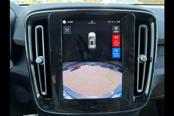 Volvo XC40 Plus Recharge Pure Electric 2WD SOH: 92% | WARMTEPEOMP | STOEL / STUUR VERWARMING | ELEK. ACHTERKLEP | VELGEN LICHT METAAL 19''