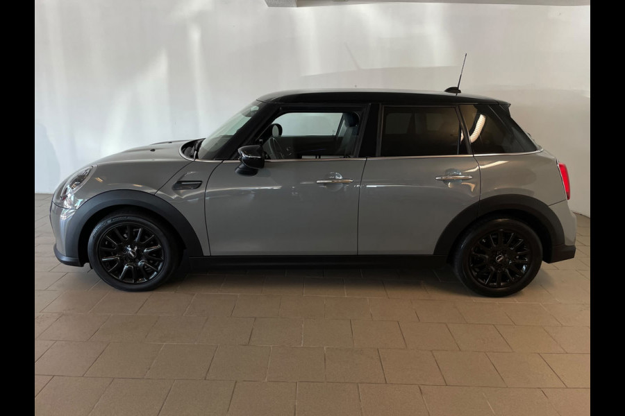MINI 5-deurs 1.5 Cooper Business Edition AUTOMAAT AIRCO NAVI CRUISE SPORTSTOELEN APPLE CARPLAY ZWARTE LM VELGEN EN DAK NIEUWSTAAT
