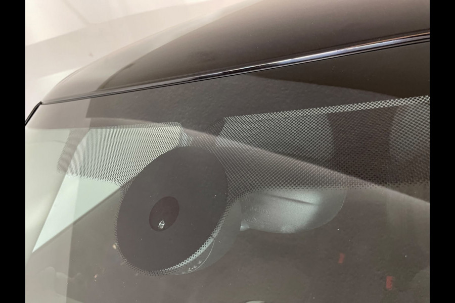 MINI 5-deurs 1.5 Cooper Business Edition AUTOMAAT AIRCO NAVI CRUISE SPORTSTOELEN APPLE CARPLAY ZWARTE LM VELGEN EN DAK NIEUWSTAAT