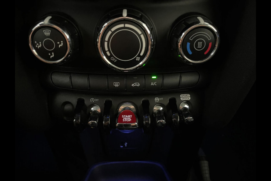 MINI 5-deurs 1.5 Cooper Business Edition AUTOMAAT AIRCO NAVI CRUISE SPORTSTOELEN APPLE CARPLAY ZWARTE LM VELGEN EN DAK NIEUWSTAAT