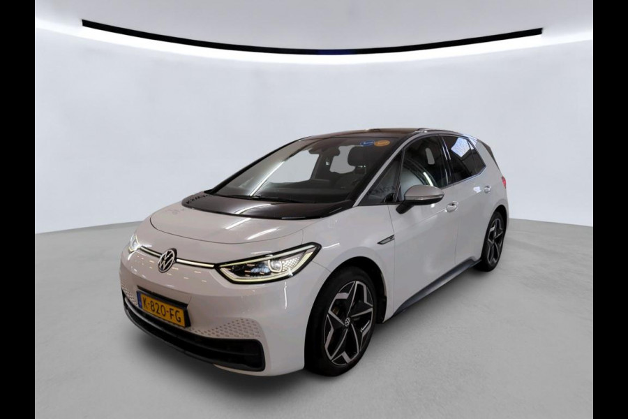 Volkswagen ID.3 First Plus 58 kWh 204pk | Camera | IQ-Light | Stoelverwarming | Navigatie
