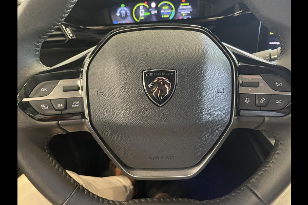 Peugeot 308 SW 1.6 PHEV 180pk Automaat Active Pack Business Navigatie Apple Carplay/Android Auto PDC VA + Camera 17" LM Velgen Adaptive Cruise Control Full LED Virtual Cockpit