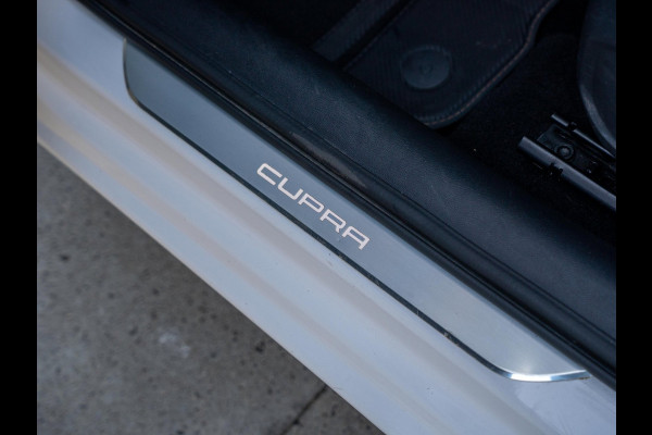 CUPRA Leon 1.4 TSI eHybrid 204pk PHEV Adrenaline | Full Link | Camera | Adaptive Cruise